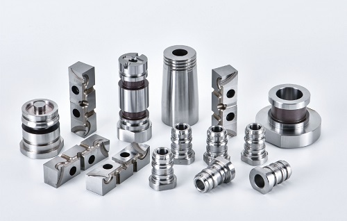 How Do Cosmetic Mold Parts Work?